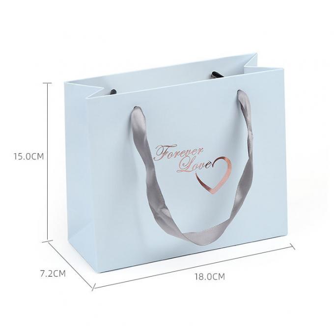 宝石包装箱近撮り